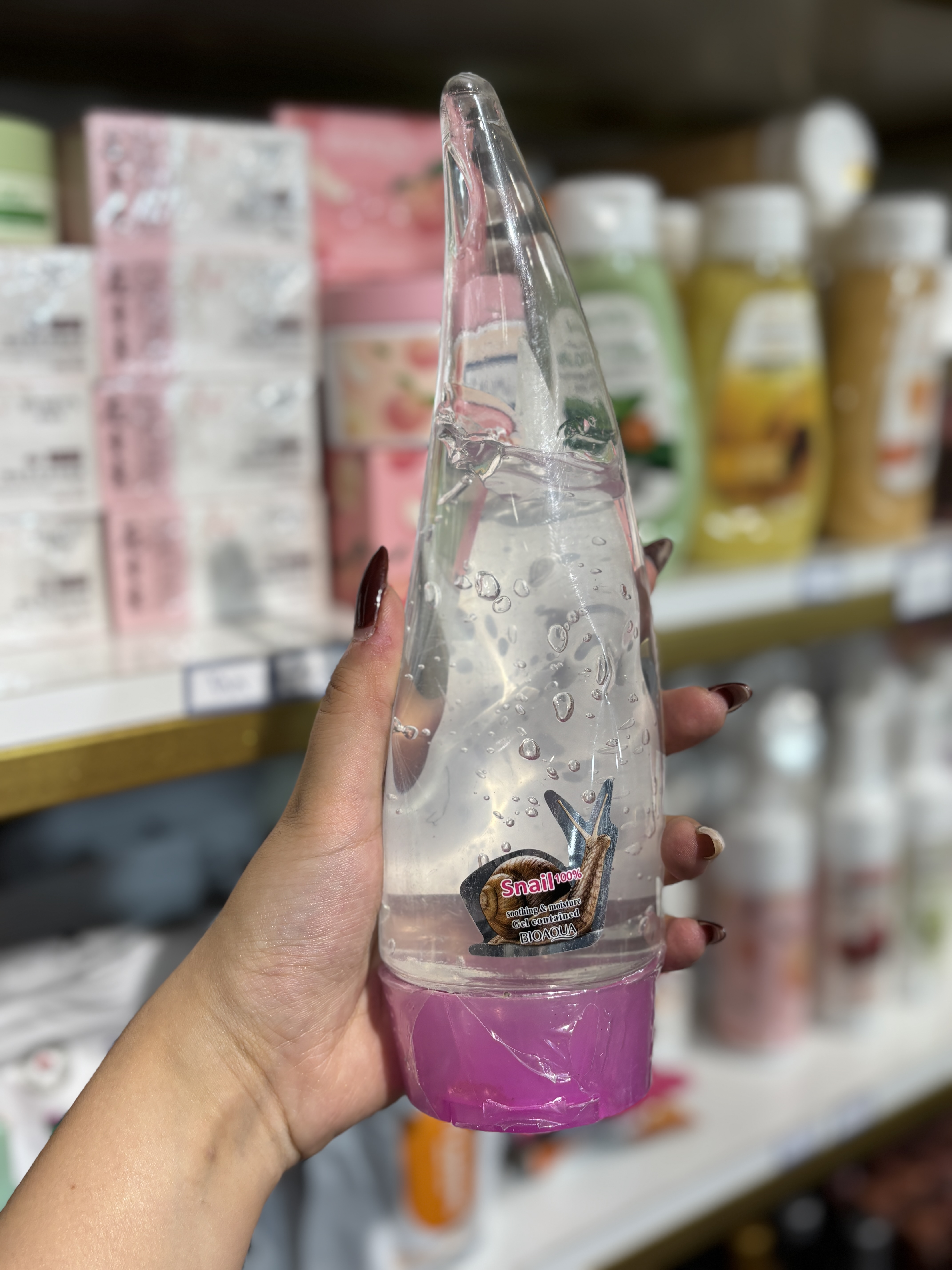 ژل آبرسان و ترمیم‌کننده حلزون